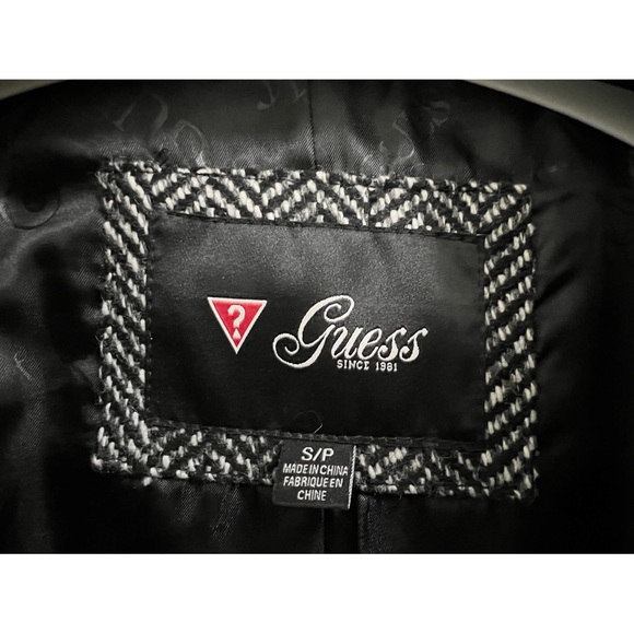 Guess belted coat for women - Picture 2 of 2